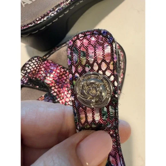 Alegria Women's Sandals 38 US‎ 8 Purple Black Wedge Comfort Adjustable Straps - Picture 8 of 9